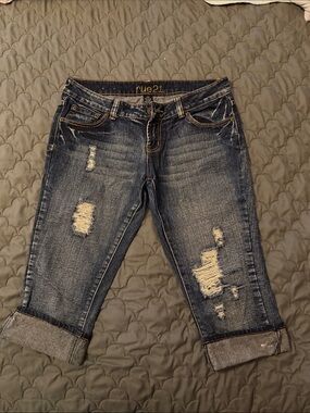 Rue21 Distressed Dark Blue Rolled Cuff Capri Jeans